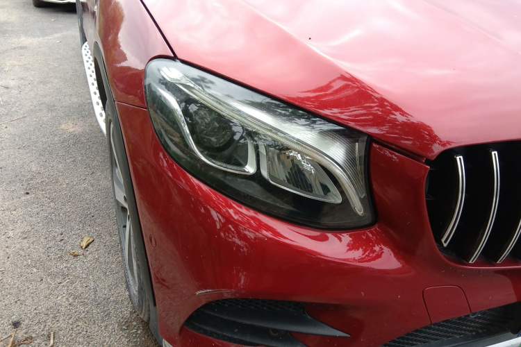 Used Mercedes-Benz GLC 2017 GLC 260 4MATIC Luxury Model Right Front Headlight