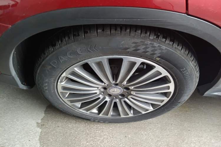 Used Mercedes-Benz GLC 2017 GLC 200 4MATIC Right Rear Wheel Hub