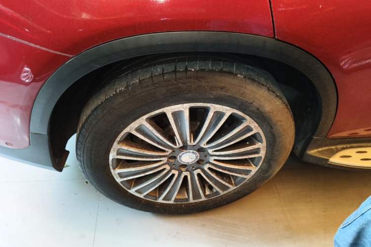 Used Mercedes-Benz GLC 2017 GLC 260 4MATIC Dynamic Edition Right Rear Wheel Hub