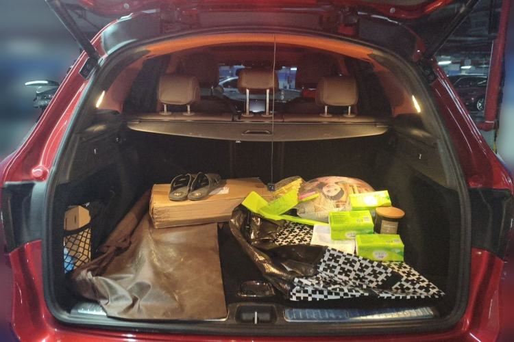 Used Mercedes-Benz GLC 2017 GLC 200 4MATIC Trunk