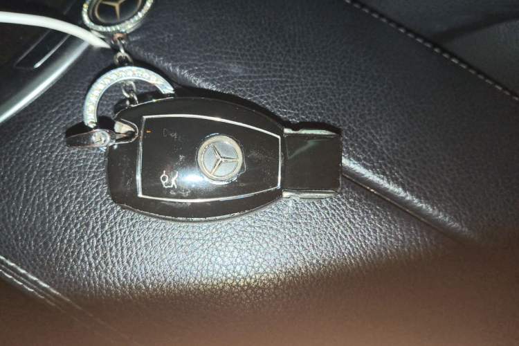Used Mercedes-Benz GLC 2017 GLC 260 4MATIC Dynamic Edition Vehicle Key
