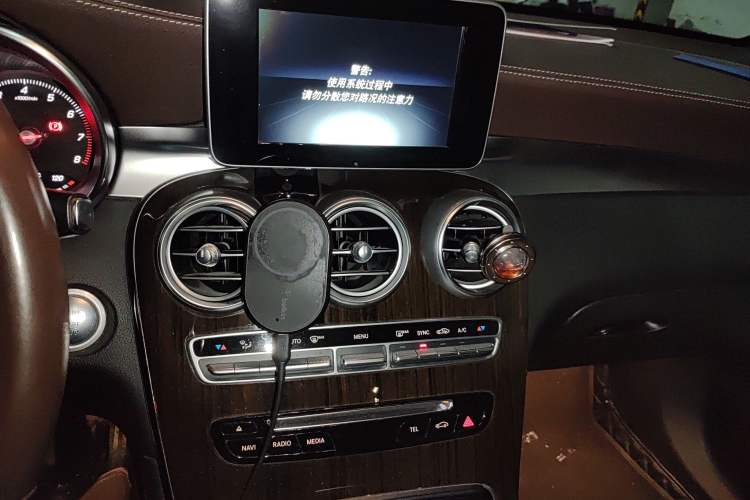 Used Mercedes-Benz GLC 2017 GLC 260 4MATIC Luxury Model Audio And AC Panel