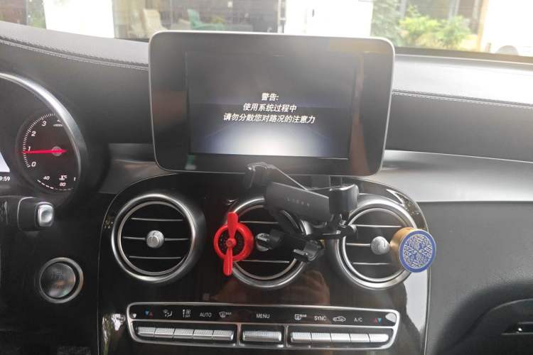 Used Mercedes-Benz GLC 2017 GLC 260 4MATIC Luxury Model Audio And AC Panel