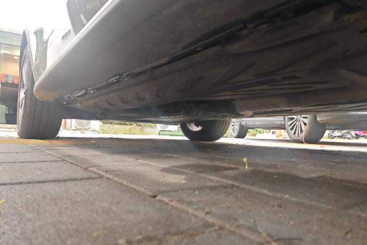 Used Mercedes-Benz GLC 2017 GLC 260 4MATIC Luxury Model Chassis Rear Left