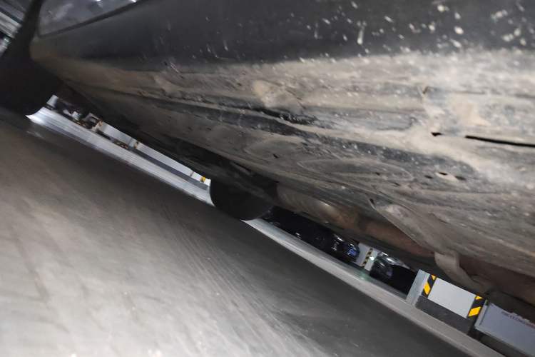 Used Mercedes-Benz GLC 2017 GLC 260 4MATIC Luxury Model Chassis Rear Left