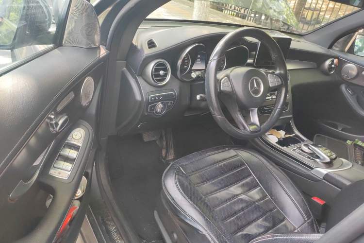 Used Mercedes-Benz GLC 2017 GLC 260 4MATIC Luxury Model Driver Seat