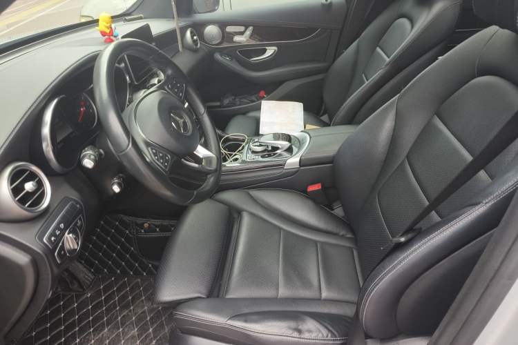 Used Mercedes-Benz GLC 2017 GLC 260 4MATIC Luxury Model Driver Seat
