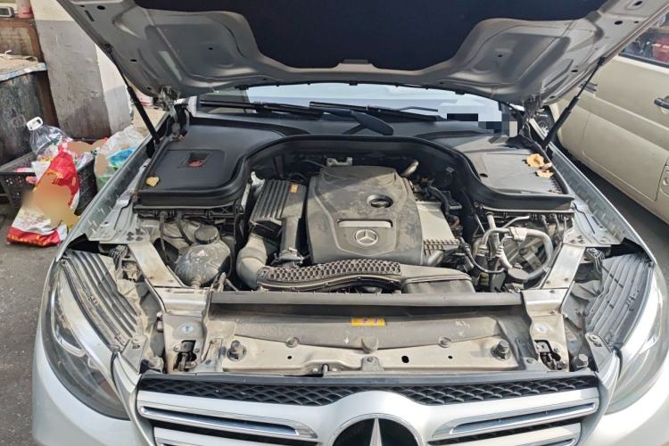 Used Mercedes-Benz GLC 2017 GLC 260 4MATIC Luxury Model Engine Bay