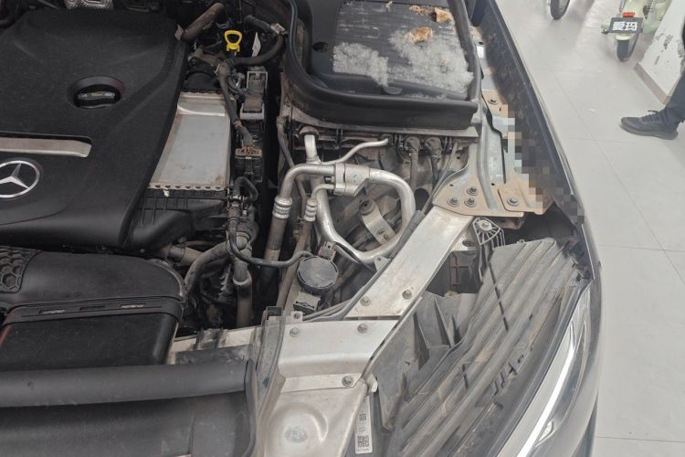 Used Mercedes-Benz GLC 2017 GLC 260 4MATIC Luxury Model Engine Bay Left