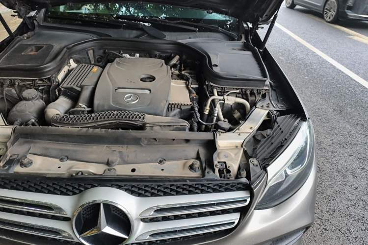 Used Mercedes-Benz GLC 2017 GLC 260 4MATIC Luxury Model Engine Bay Left