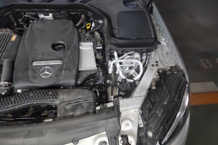 Used Mercedes-Benz GLC 2017 GLC 260 4MATIC Luxury Model Engine Bay Left