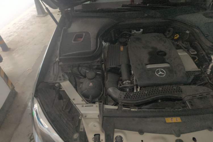 Used Mercedes-Benz GLC 2017 GLC 200 4MATIC Engine Bay Right