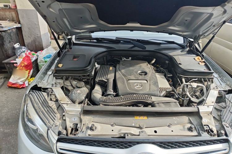 Used Mercedes-Benz GLC 2017 GLC 260 4MATIC Luxury Model Engine Bay Right