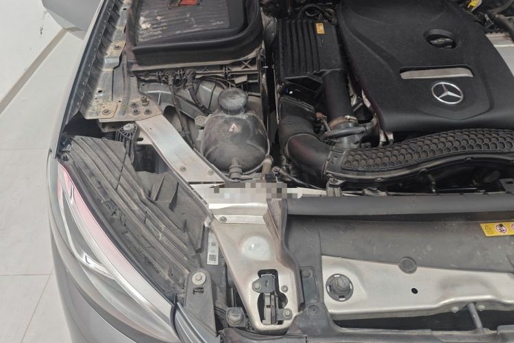 Used Mercedes-Benz GLC 2017 GLC 260 4MATIC Luxury Model Engine Bay Right