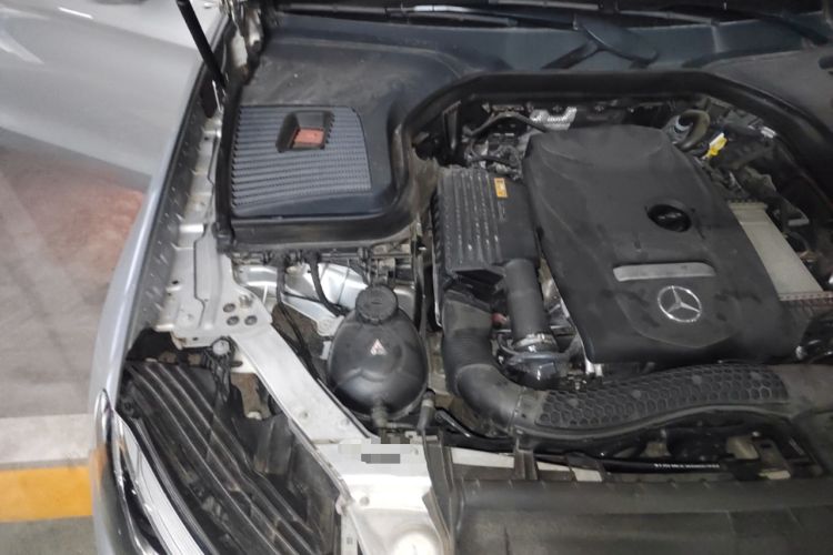 Used Mercedes-Benz GLC 2017 GLC 260 4MATIC Luxury Model Engine Bay Right