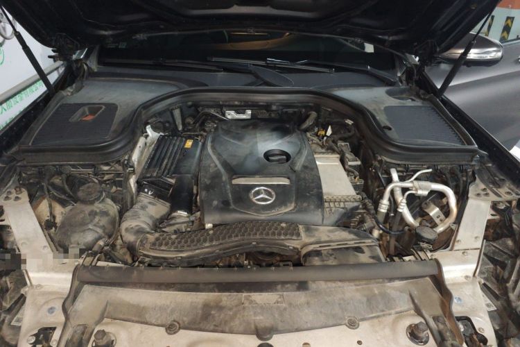 Used Mercedes-Benz GLC 2017 GLC 260 4MATIC Luxury Model Engine Bay