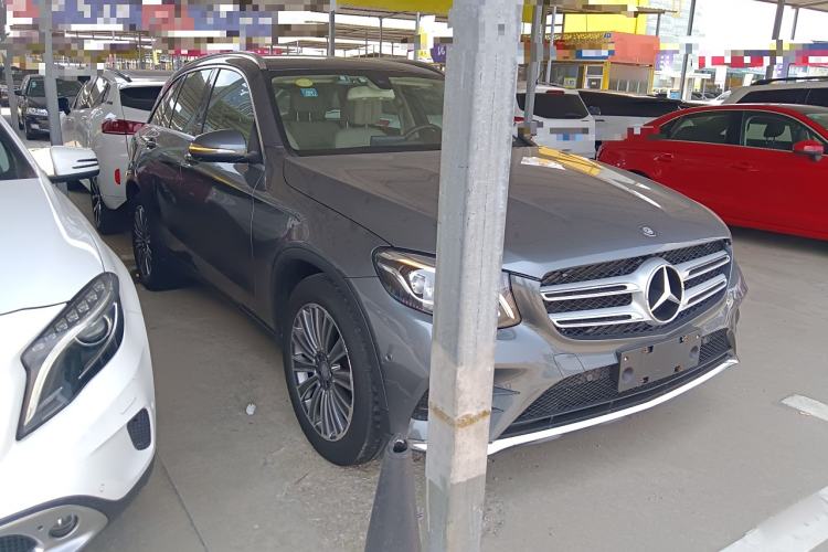 Used Mercedes-Benz GLC 2017 GLC 260 4MATIC Dynamic Edition Exterior 2