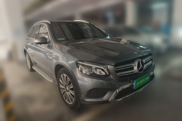Used Mercedes-Benz GLC 2017 GLC 200 4MATIC Front Right 45 Deg