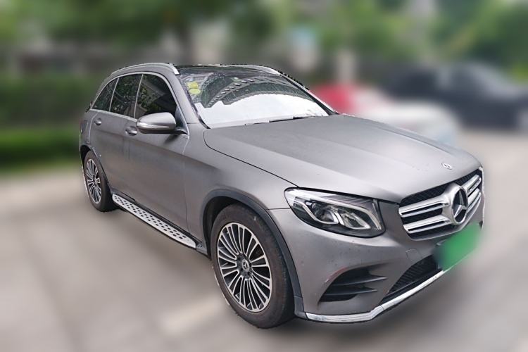 Used Mercedes-Benz GLC 2017 GLC 260 4MATIC Dynamic Edition Front Right 45 Deg