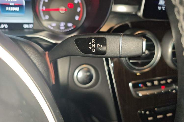 Used Mercedes-Benz GLC 2017 GLC 260 4MATIC Luxury Model Gear Lever