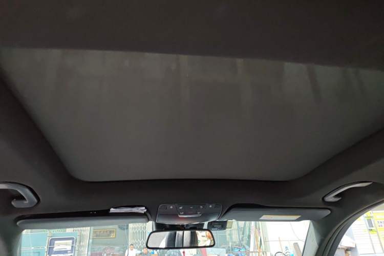 Used Mercedes-Benz GLC 2017 GLC 260 4MATIC Luxury Model Headliner