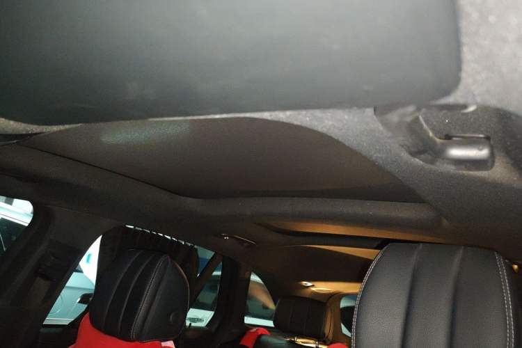 Used Mercedes-Benz GLC 2017 GLC 260 4MATIC Dynamic Edition Headliner