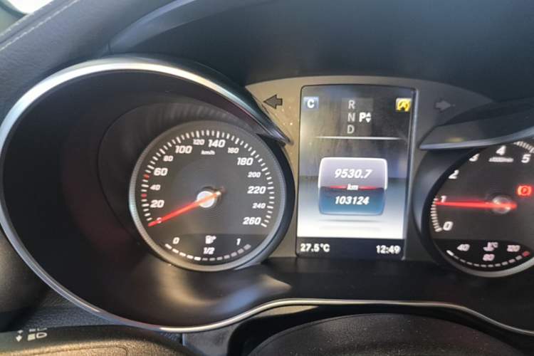 Used Mercedes-Benz GLC 2017 GLC 300 4MATIC Sport Edition Instrument Cluster