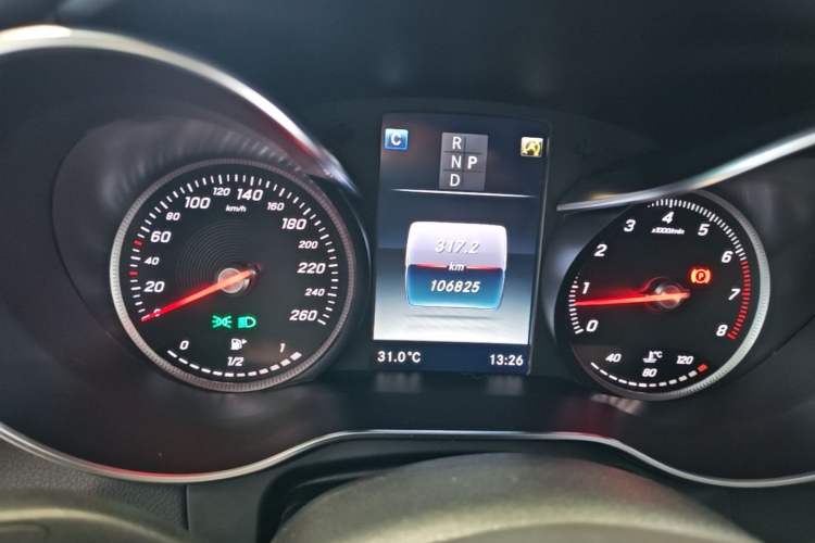 Used Mercedes-Benz GLC 2017 GLC 260 4MATIC Luxury Model Instrument Cluster