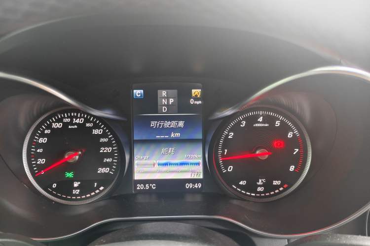 Used Mercedes-Benz GLC 2017 GLC 260 4MATIC Luxury Model Instrument Cluster