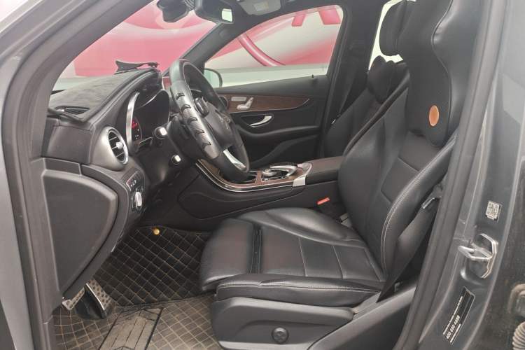 Used Mercedes-Benz GLC 2017 GLC 260 4MATIC Luxury Model Left Front Seat