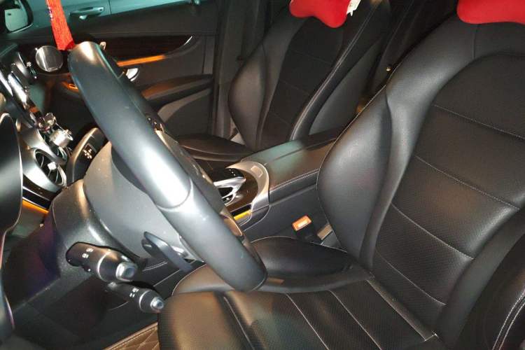 Used Mercedes-Benz GLC 2017 GLC 260 4MATIC Dynamic Edition Left Front Seat