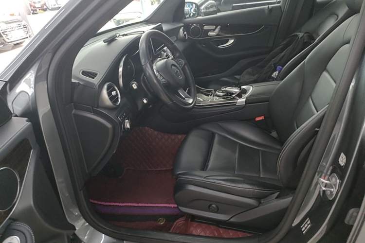 Used Mercedes-Benz GLC 2017 GLC 260 4MATIC Luxury Model Left Front Seat