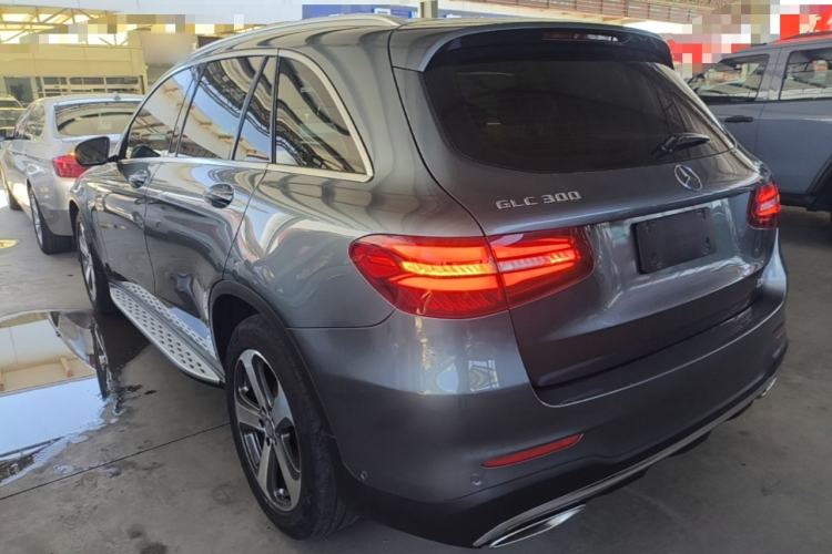 Used Mercedes-Benz GLC 2017 GLC 300 4MATIC Sport Edition Rear Left 45 Deg