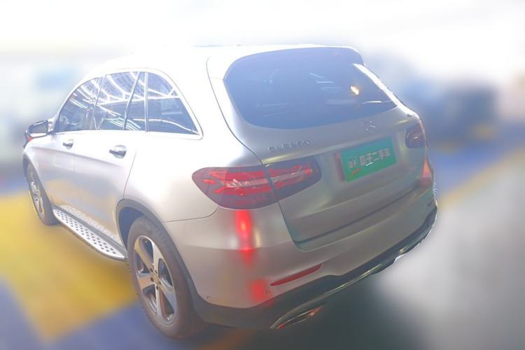 Used Mercedes-Benz GLC 2017 GLC 260 4MATIC Luxury Model Rear Left 45 Deg