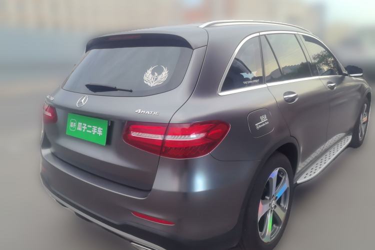Used Mercedes-Benz GLC 2017 GLC 260 4MATIC Luxury Model Rear Right 45 Deg