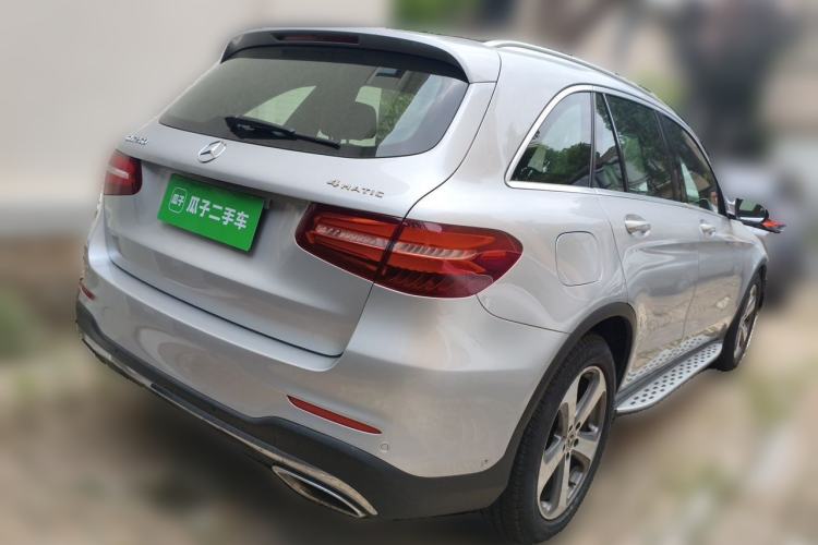 Used Mercedes-Benz GLC 2017 GLC 260 4MATIC Luxury Model Rear Right 45 Deg