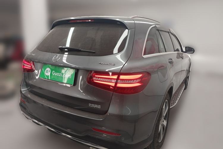 Used Mercedes-Benz GLC 2017 GLC 260 4MATIC Luxury Model Rear Right 45 Deg