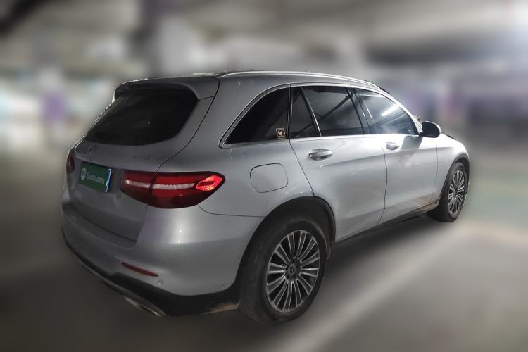 Used Mercedes-Benz GLC 2017 GLC 260 4MATIC Luxury Model Rear Right 45 Deg