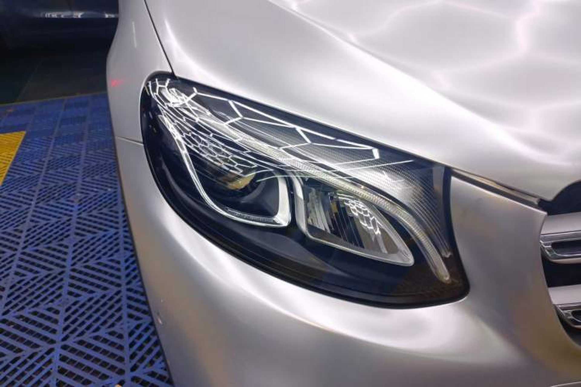 Used Mercedes-Benz GLC 2017 GLC 260 4MATIC Luxury Model Right Front Headlight