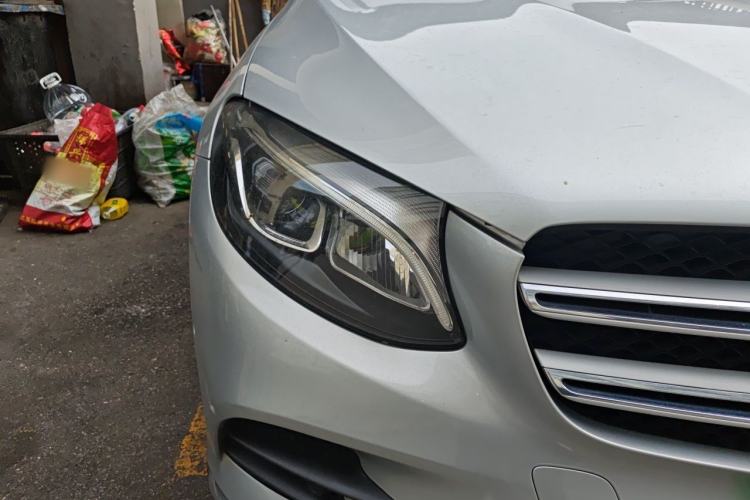 Used Mercedes-Benz GLC 2017 GLC 260 4MATIC Luxury Model Right Front Headlight