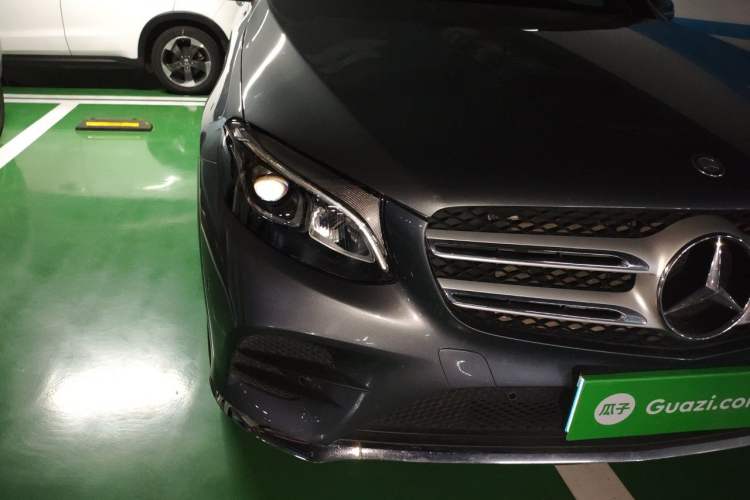 Used Mercedes-Benz GLC 2017 GLC 260 4MATIC Dynamic Edition Right Front Headlight