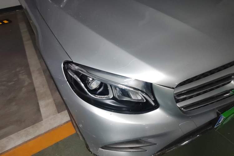 Used Mercedes-Benz GLC 2017 GLC 260 4MATIC Luxury Model Right Front Headlight