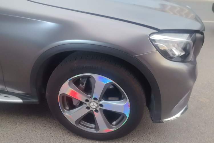 Used Mercedes-Benz GLC 2017 GLC 260 4MATIC Luxury Model Right Front Wheel Hub