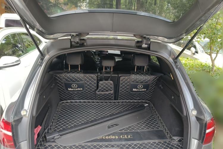 Used Mercedes-Benz GLC 2017 GLC 200 4MATIC Trunk