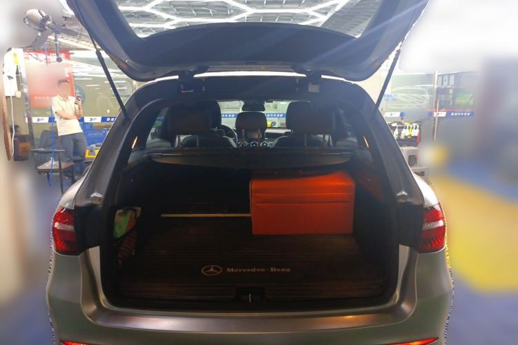 Used Mercedes-Benz GLC 2017 GLC 260 4MATIC Luxury Model Trunk