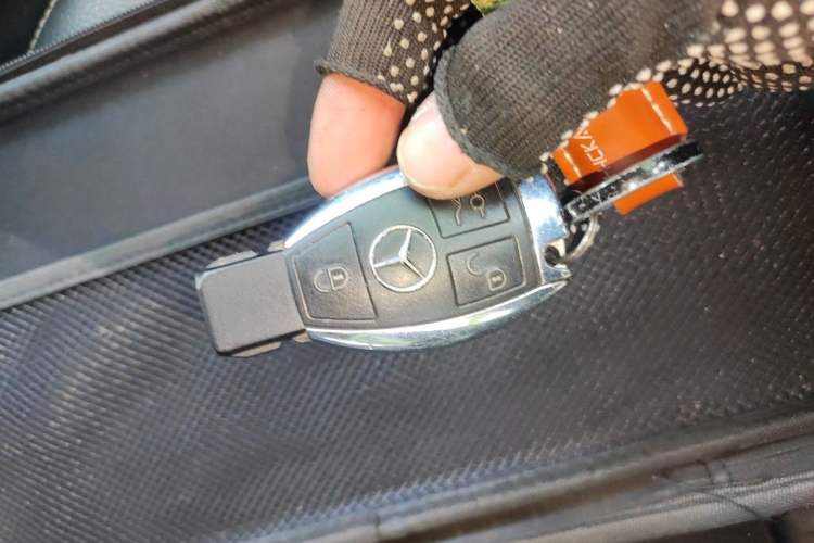 Used Mercedes-Benz GLC 2017 GLC 260 4MATIC Luxury Model Vehicle Key
