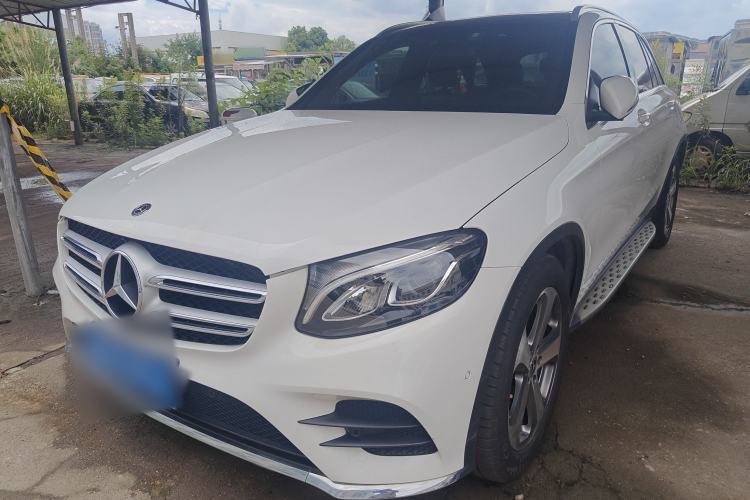 Used Mercedes-Benz GLC 2017 GLC 260 4MATIC Luxury Model Guazi used car, China used car export, Used car for sale, Used Mercedes-Benz cars, Cheapest cars for sale