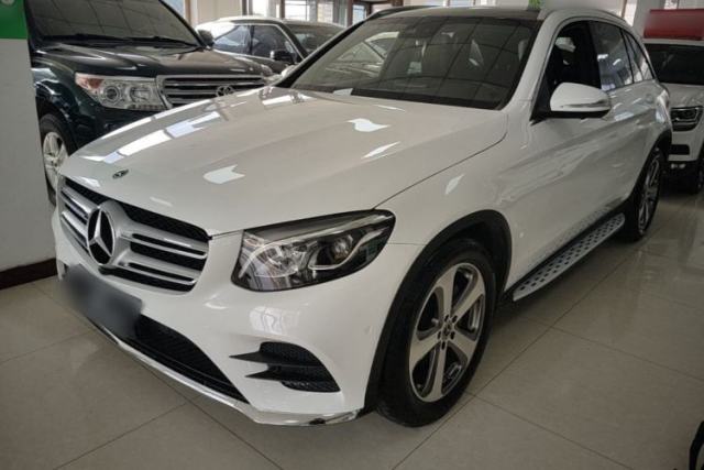 Used Mercedes-Benz GLC 2017 GLC 260 4MATIC Luxury Model