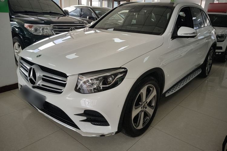 Ojetý Mercedes-Benz GLC 2017 GLC 260 4MATIC Luxury Model Guazi used car, China used car export, Used car for sale, Used cars, Cheapest cars for sale