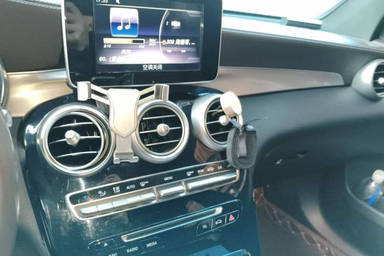 Used Mercedes-Benz GLC 2017 GLC 200 4MATIC Audio And AC Panel